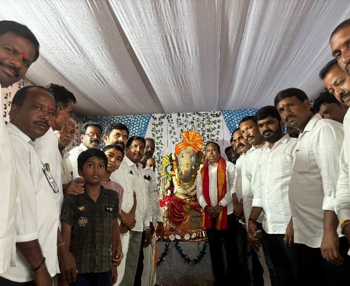 ఒకే ఊరు ఒకే వినాయకుడు అభినందనీయం - Udayam