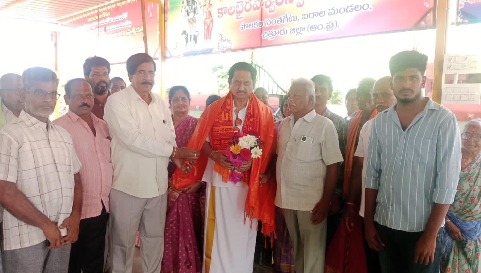 కాలభైరవ స్వామిని దర్శించుకున్న సినీ నటుడు సుమన్ - Udayam Digital