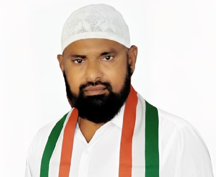 మల్లాపూర్ మార్కెట్ యార్డును అభివృద్ధి చేయాలి - Udayam