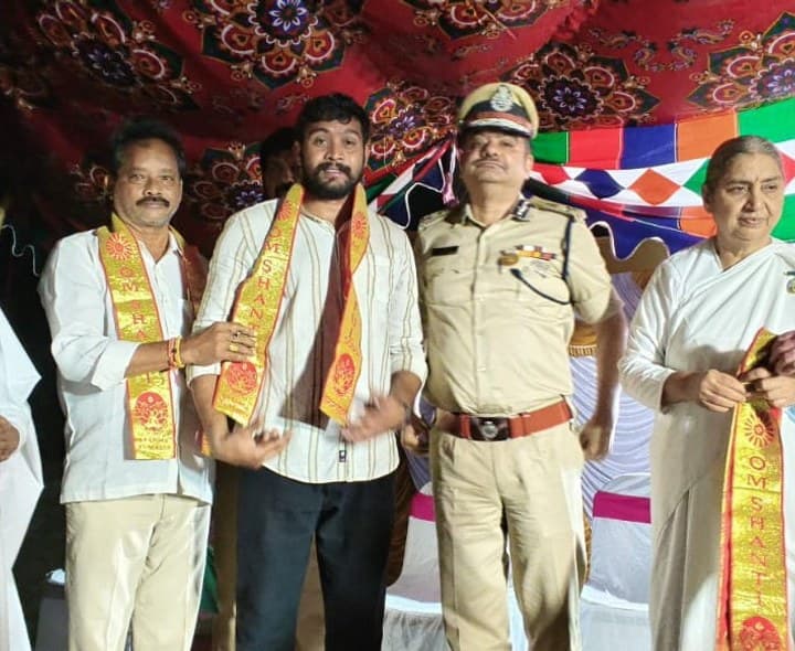 వయోవృద్ధులను ఆదరించండి. యువతకు పోలిస్ కమిషనర్ - Udayam