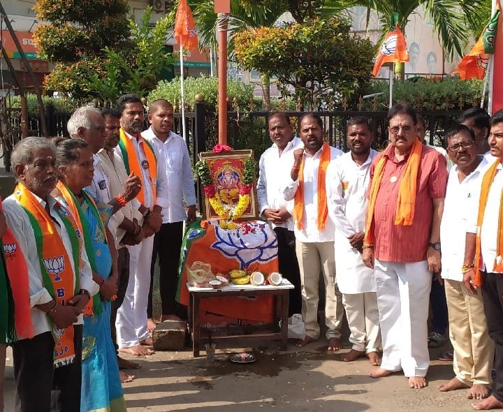 ఘనంగా ప్రధాని నరేంద్ర మోదీ జన్మదిన వేడుకలు - Udayam