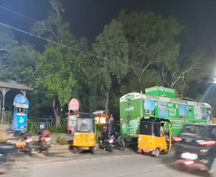 భక్తుల కోసం ట్యాంక్బండ్ వద్ద ప్రత్యేక ఏర్పాట్లు - Udayam