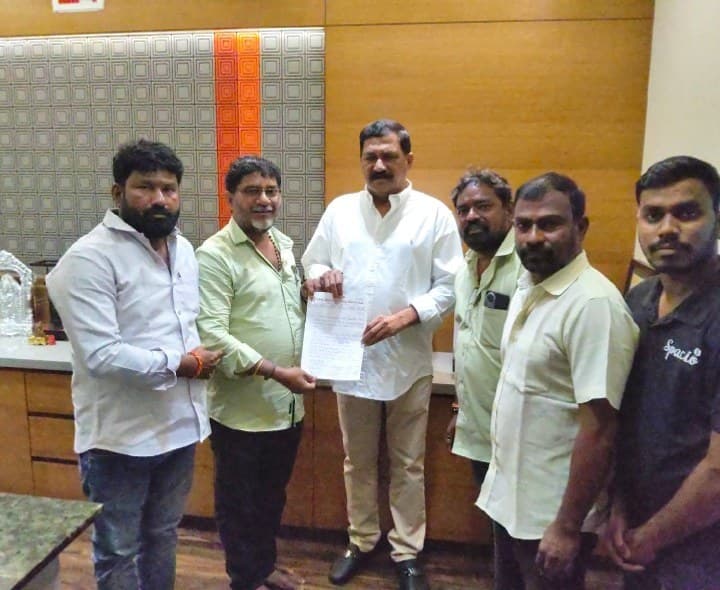 భీమిలి ఎమ్మల్యే కి నాయి బ్రాహ్మణుల వినతి - Udayam