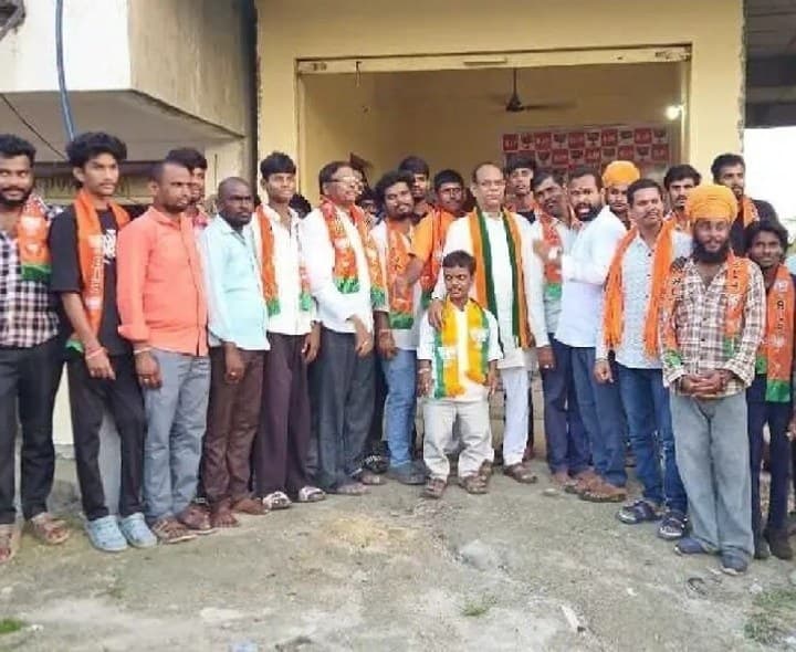 బీజేపీ పార్టీలో భారీ చేరికలు - Udayam