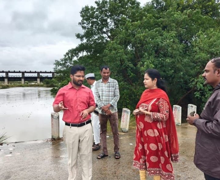 లోతట్టు ప్రాంతాల్లో పరిస్థితిపై జేసీ పరిశీలన - Udayam
