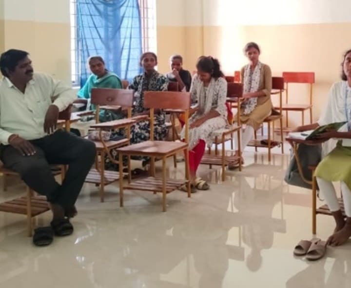 తెలంగాణ యూనివర్సిటీలో పాము కాటు పై అవగాహన సదస్సు - Udayam