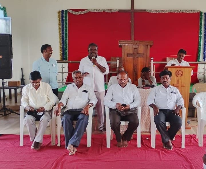 పాస్టర్ ఫెలోషిప్ నూతన కమిటీ ఎన్నిక - Udayam
