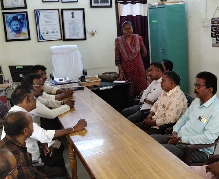 రేషన్ డీలర్లతో CSDT సమావేశం - Udayam