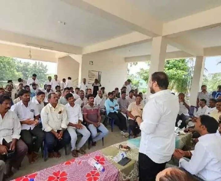 విస్తృత స్థాయి సమావేశంలో పార్టీ బలోపేతంపై చర్చలు - Udayam