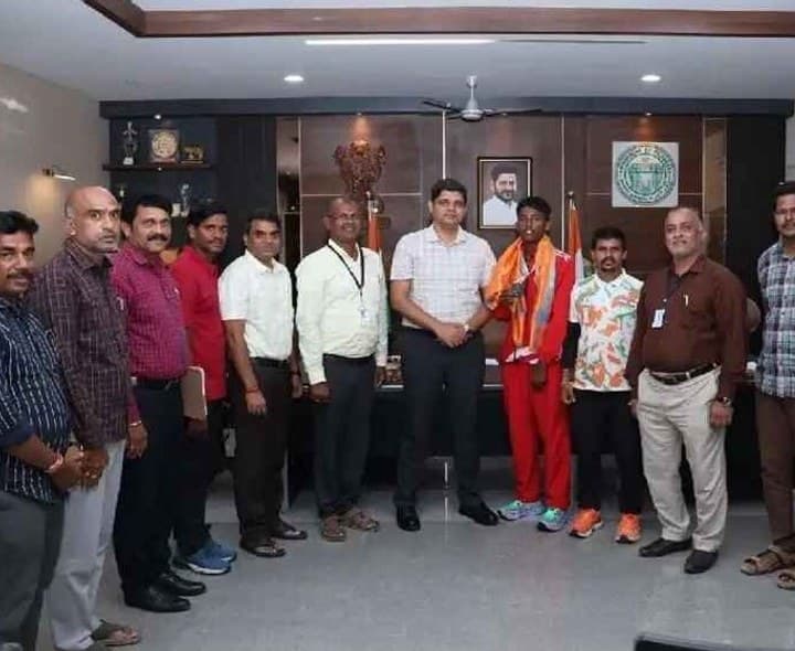 సౌత్ జోన్ జూనియర్ అథ్లెటిక్స్ లో పతకాలు - Udayam