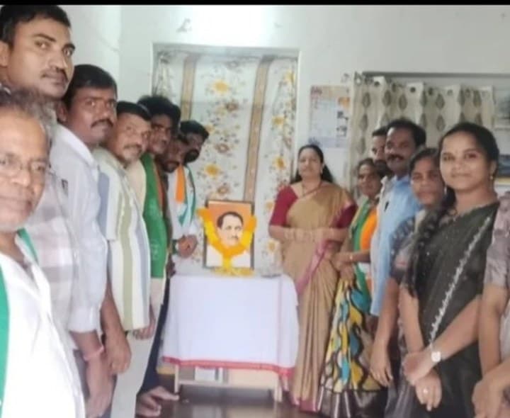 ఘనంగా పండిట్ దీన్ దయాల్ జయంతి వేడుకలు - Udayam