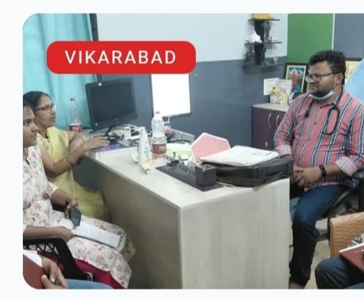 బాలాజీ క్లినిక్ ను తనిఖీ చేసిన జిల్లా వైద్య శాఖ అధికారులు - Udayam