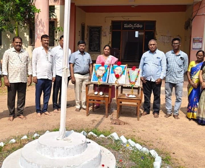 ఎంపీడీవో కార్యాలయంలో ప్రజా పాలన దినోత్సవం - Udayam