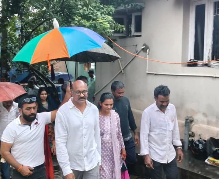 కొండవాలు ప్రాంతాల్లో ప్రభుత్వ పరిశీలన - Udayam