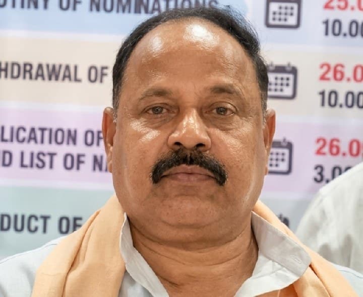 రెడ్క్రాస్ చైర్మన్గా రవికుమార్ - Udayam