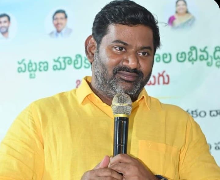 పట్టణ అభివృద్ధికి ఎమ్మెల్యే శ్రీకారం - Udayam