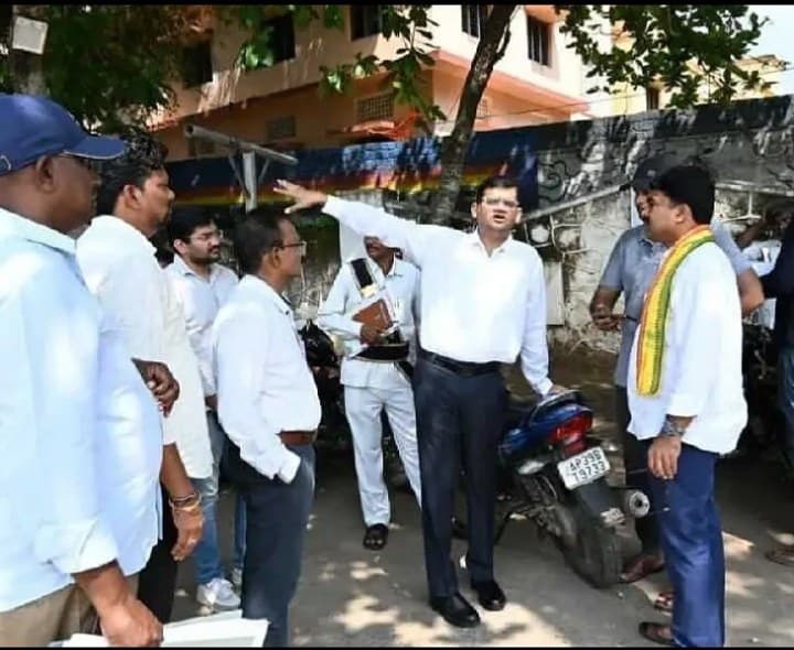 కోడి రామ్మూర్తి స్టేడియం అభివృద్ధికి చర్యలు - Udayam