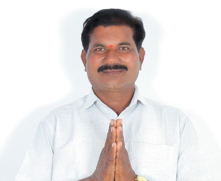 ప్రతి తాండలో కేసీఆర్ చిత్రపటానికి పాలాభిషేకం - Udayam