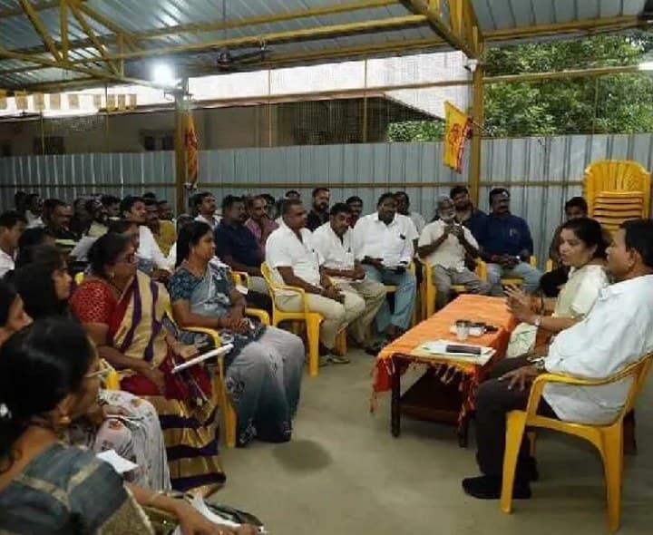 మున్సిపల్ ఎన్నికల గెలుపే లక్ష్యంగా పని చెయ్యాలి - Udayam