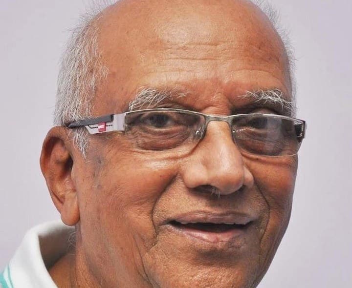 ప్రముఖ దర్శకుడు సింగీతం శ్రీనివాసరావు కన్నుమూత - Udayam