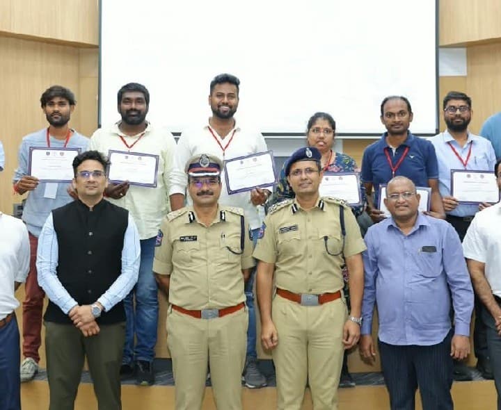 సైబరాబాద్ ట్రాఫిక్ సమస్యలపై డేటా విశ్లేషణ - Udayam