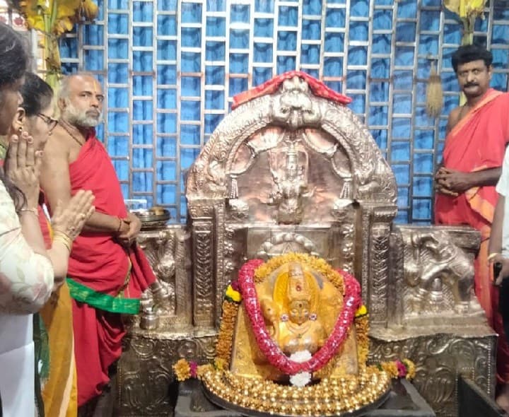శ్రీ కనక మహాలక్ష్మి అమ్మవారి దేవస్థానం లొ అష్టదల పద్మారాధన - Udayam