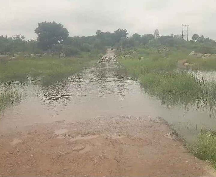 నాగమడుగు వద్ద వరద ఉధృతి - Udayam