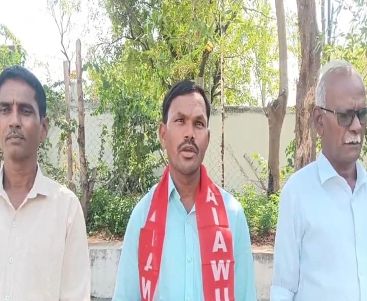 అర్హులందరికీ ఇందిరమ్మ ఇళ్లు ఇవ్వాలి: అజయ్ - Udayam