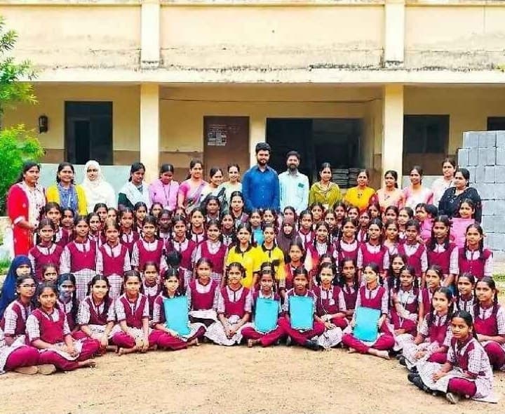 విద్యార్థి దశ నుంచే నైపుణ్యాలు పెంచుకోవాలి కలెక్టర్ - Udayam
