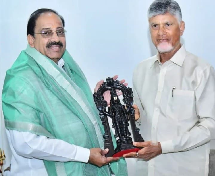 చంద్రబాబుతో తుమ్మల భేటీ - Udayam