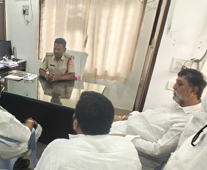 వైసీపీ నాయకుడు పై దాడి దారుణం : వెంకటరామిరెడ్డి - Udayam
