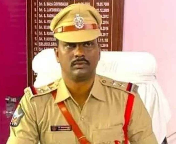 నిమజ్జనాల్లో డీజేలు నిషేధం: ఎడ్లపాడు ఎస్ఐ - Udayam