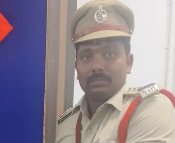 అంతరాష్ట్ర దొంగల ముఠా అరెస్ట్ - Udayam