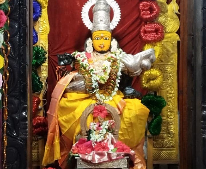 నూకపెల్లిలో ఘనంగా మూల నక్షత్ర పూజలు - Udayam