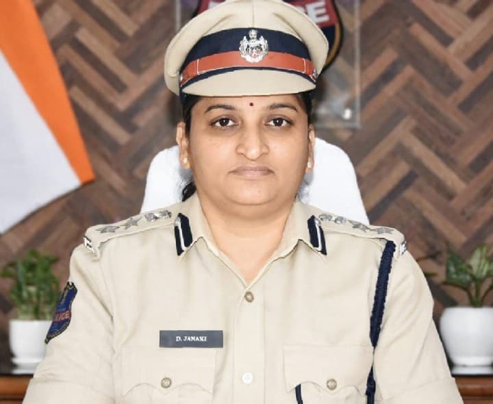 గణేష్ నిమజ్జనానికి ట్రాఫిక్ ఆంక్షలు - Udayam