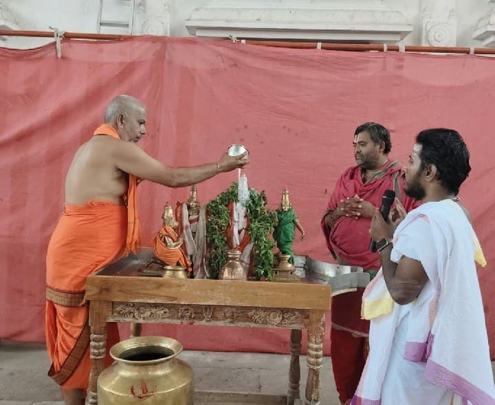 కసాపురం ఆలయంలో విశేష పూజలు - Udayam