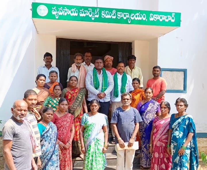 హమాలీల భద్రత మా బాధ్యత వికారాబాద్ ఏ ఏం సి చైర్మన్ శ్రీనివాస్ ముదిరాజ్ - Udayam