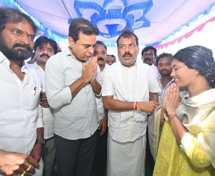 హర్షవర్ధన్ రెడ్డి ని పరమార్శించిన మాజీ మంత్రులు - Udayam