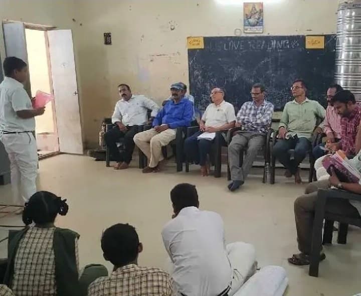 నరసన్నపేటలో సైన్స్ సెమినార్ నిర్వహణ - Udayam