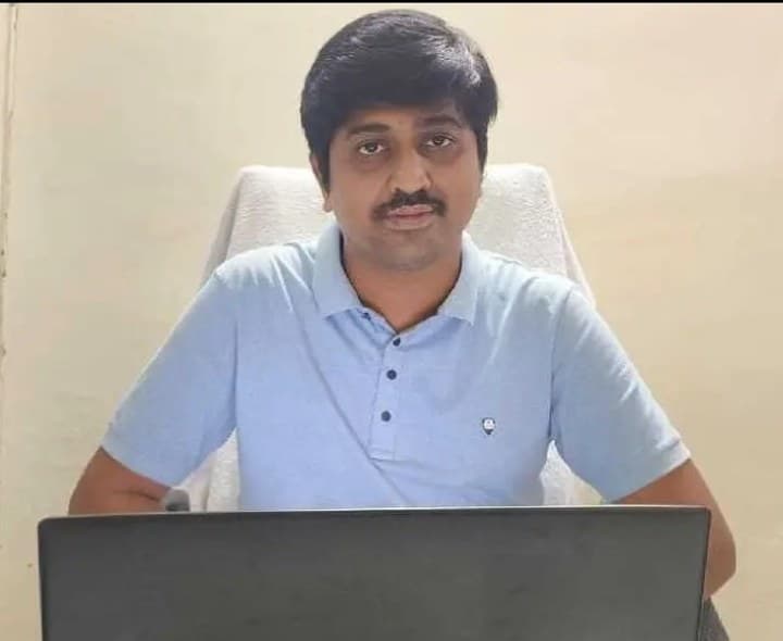జిల్లాలో స్కిల్ డెవలప్మెంట్ సెంటర్లకు సెలవులు - Udayam