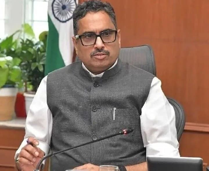 వాన ముప్పు.. అధికార యంత్రాంగం అలర్ట్ - Udayam