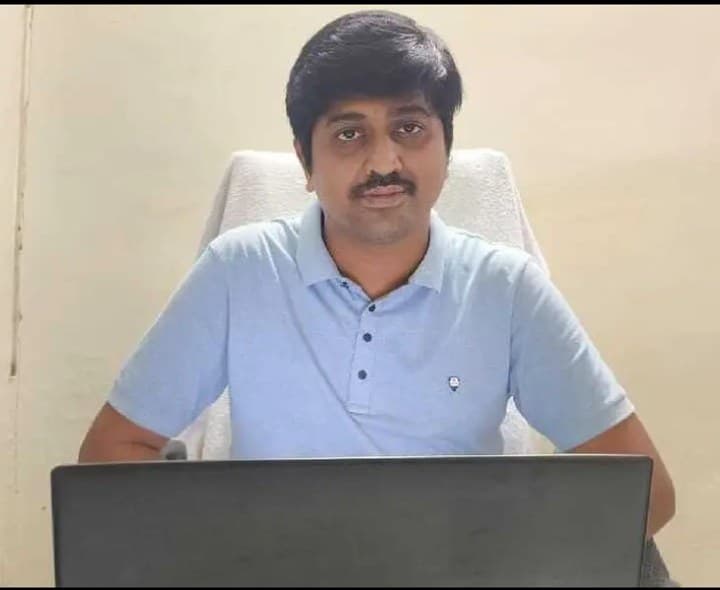 జిల్లాలో స్కిల్ డెవలప్మెంట్ సెంటర్లకు సెలవులు - Udayam