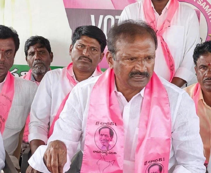 కాంగ్రెస్ను ప్రశ్నించిన మాజీ ఎమ్మెల్యే - Udayam