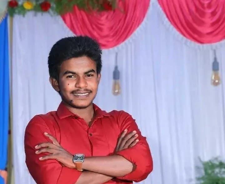 ఏఐఎస్ఎఫ్ ఖమ్మం జిల్లా కార్యదర్శిగా బూరా మనోజ్ - Udayam