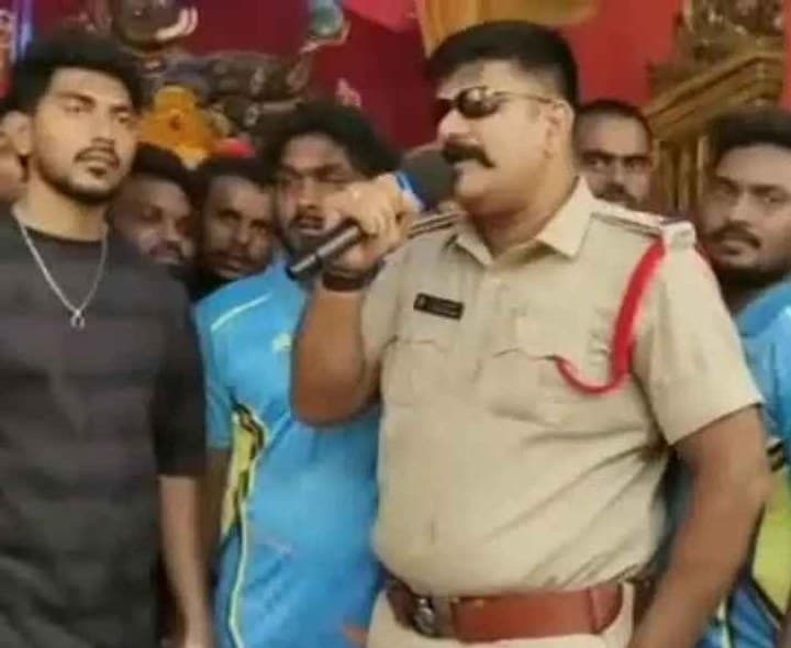 ప్రశాంత వాతావరణంలో నిమజ్జనం జరపాలి - సీఐ - Udayam