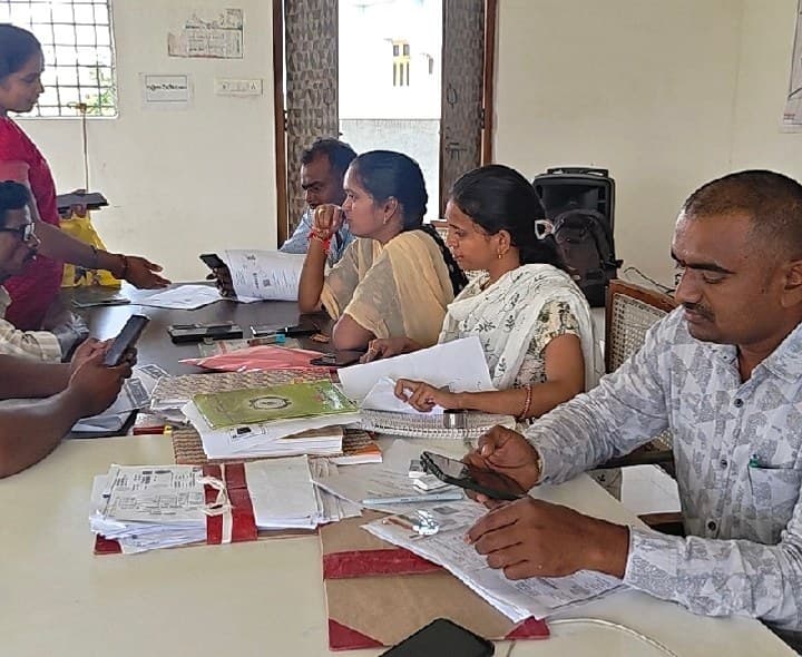 యూరియా కోసం ఫార్మర్ రిజిస్ట్రేషన్ - Udayam