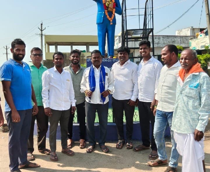 మహాజ్ఞాన సంపన్నుడు బాబాసాహెబ్ అంబేద్కర్ - Udayam