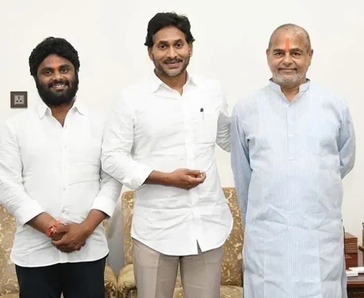 తమ్మినేనికి ఎంపీ టికెట్ ? - Udayam