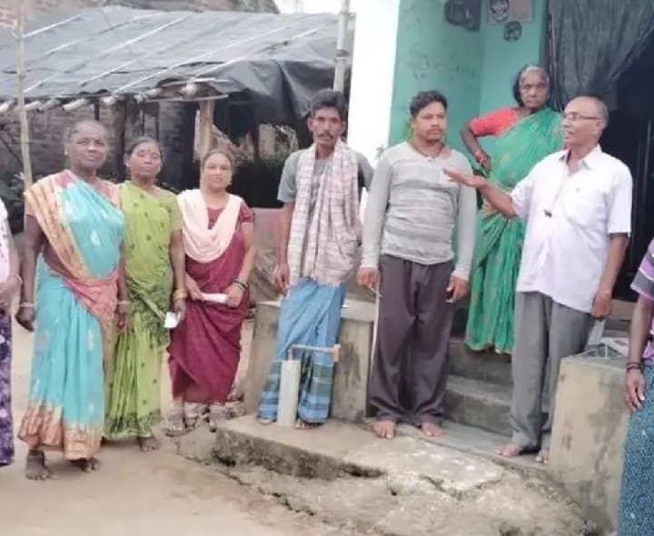 దేవాదాయ భూమి సాగుదారులకు CCRC కార్డులు ఇవ్వాలి - Udayam
