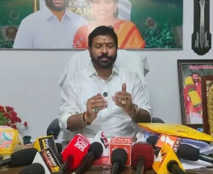 గ్రామాభివృద్ధికి గ్రామసభలు కీలకం - Udayam